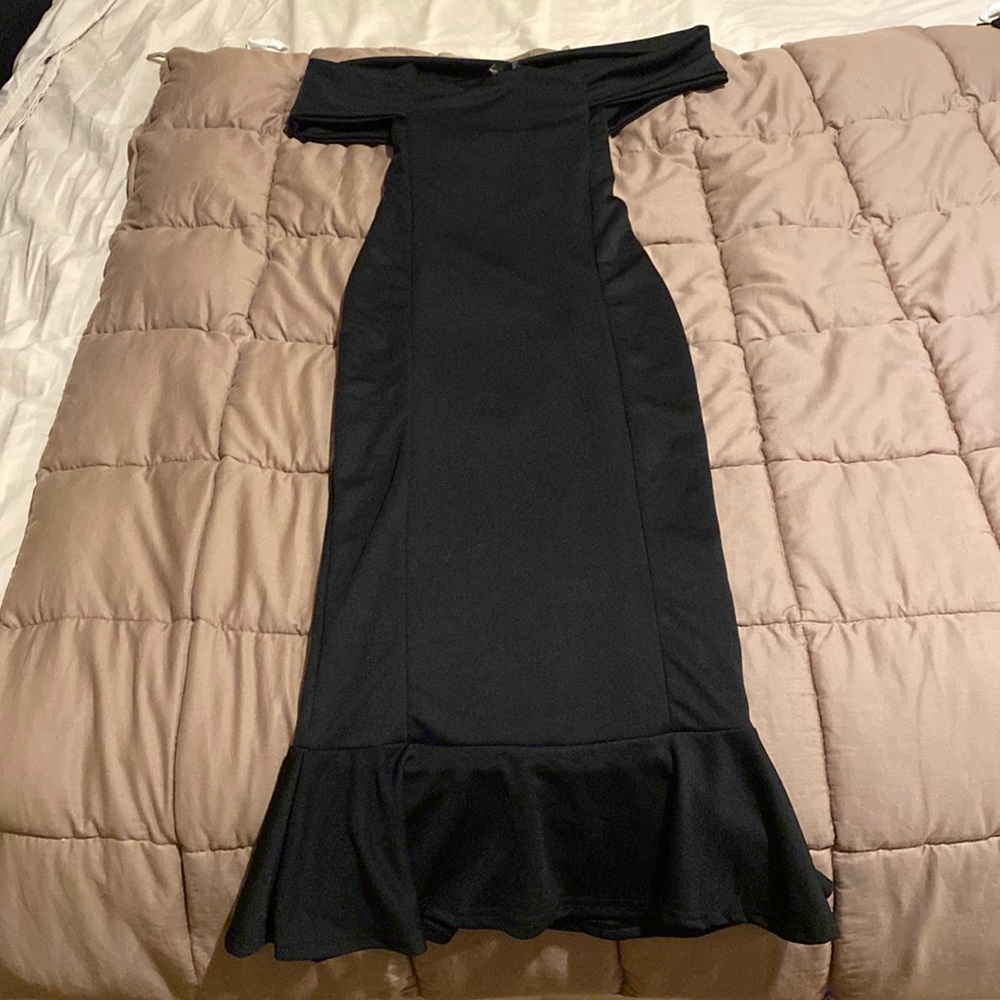 Black off the shoulder dress, size S